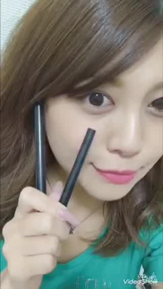 自然に目元強調メイクペンシルライナーとリキッドライナーを使ってか所に！！