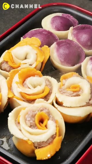 Beautiful Flower Pork Dumplings