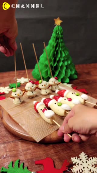 SantaClaus Banana & Snowman Castella