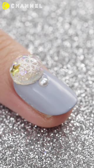 Snow Dome Nails (with DIY parts!)