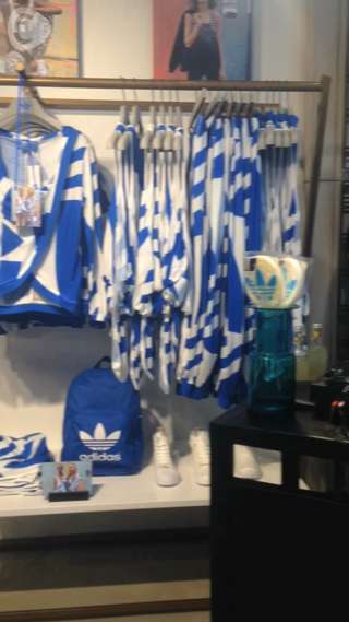 adidas originals for girl オープニングパーティ！