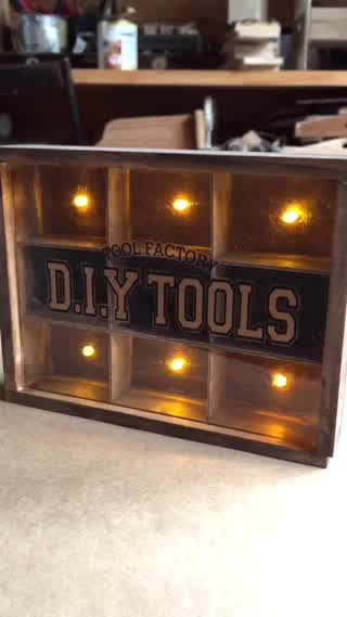 100均BOXがかっこいいディスプレーライトに大変身！