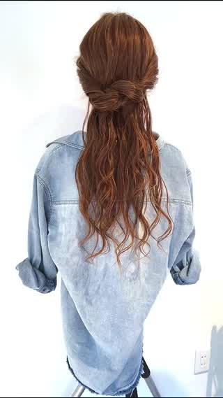 無難に可愛くいくなら‼️簡単に今すぐ出来ちゃうヘアゴムアレンジです‼️