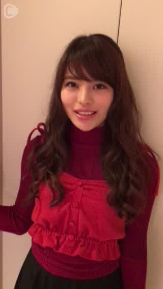 レッド×ブラックのガーリーなコーディネート