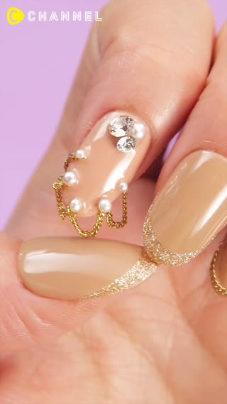 Bling Dripping Gold Chain Nails