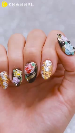 新年はコレ♡和装と合わせたい”振り袖ネイル”