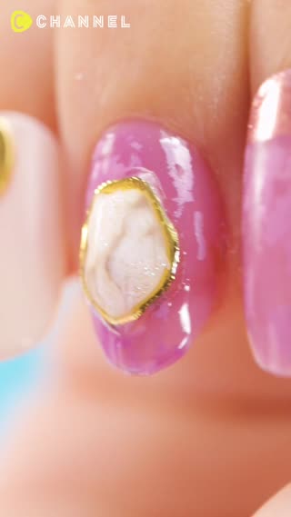 Original! Glistening Natural Stone Nail