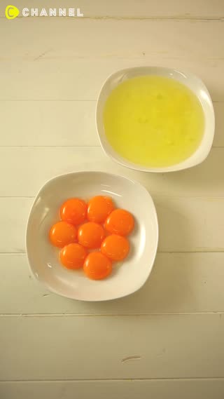 Trik Memisahkan Kuning dan Putih Telur