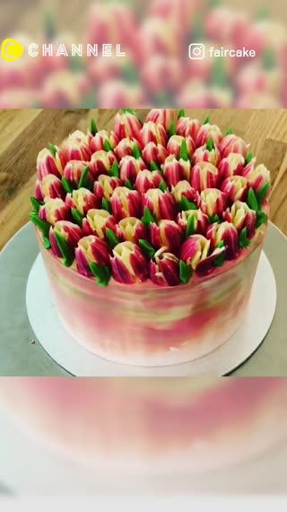 フラワーケーキが食べるのがもったいないとインスタで話題に