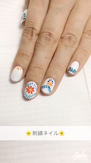 今流行りの刺繍ネイル！！