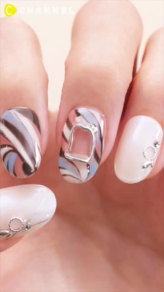 เล็บลายโมเดิร์นไม่เคย Out!