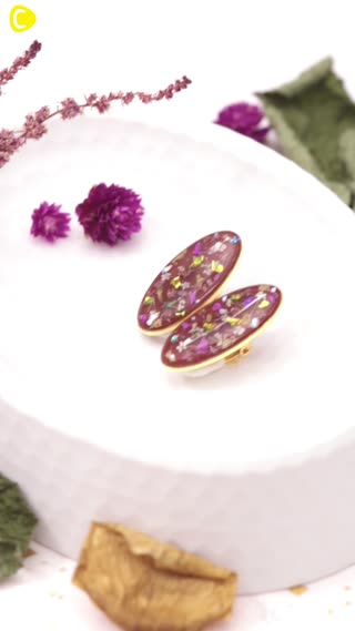 季節のお花を閉じ込めて、上品で大人らしい｢秋色イヤリング｣