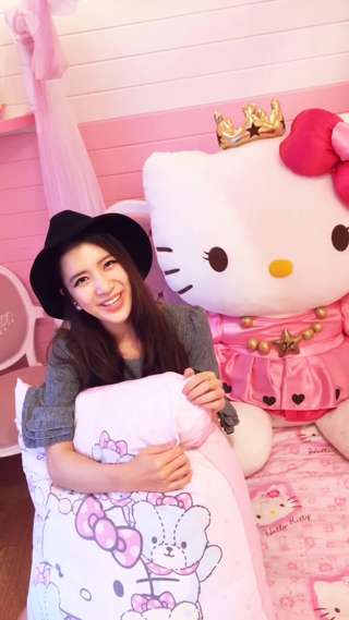 【韓国】弘大(ホンデ)にあるハローキティカフェに来ましたぁ❤