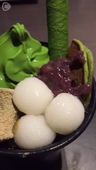 抹茶に特化した京都の和カフェ翠泉で看板メニューの抹茶尽くしパフェ！