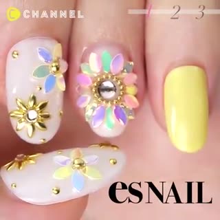 Hologram Sunflower Nail