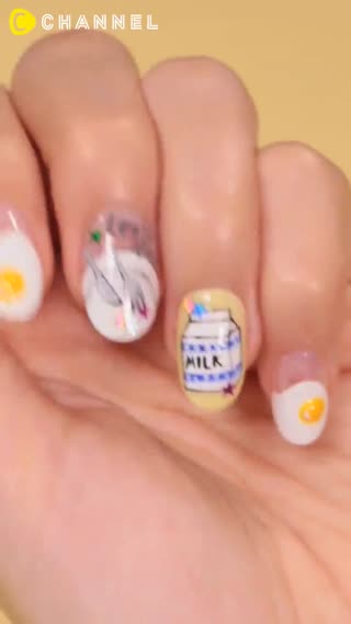 立體的超有真實感♡荷包蛋指甲彩繪！