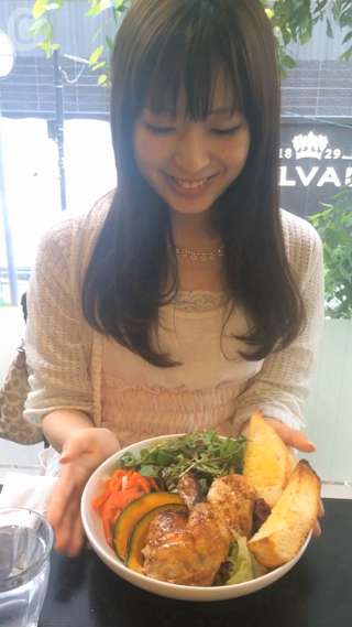 原宿にあるハワイのローカルフード♡フリフリチキン