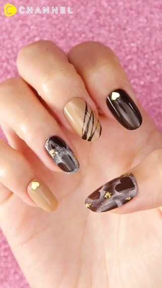 Powdered Sugar Chocolate Nails