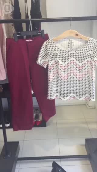 [Vietnam] Mix with crop top and pants 