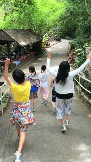 TEMPURA KIDZ ×ぞうさん タイのメーサーエレファントキャンプで興奮！