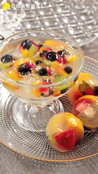 カラフルでかわいい♡ぷるぷるフルーツボール