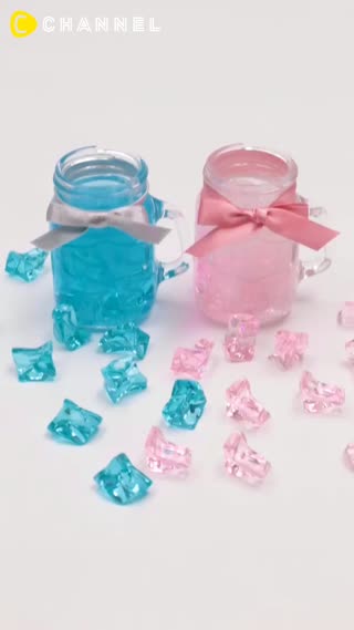 材料都是在39元均一店買的喔♪「精油芳香劑」是用使用過的保冷劑來做的唷！