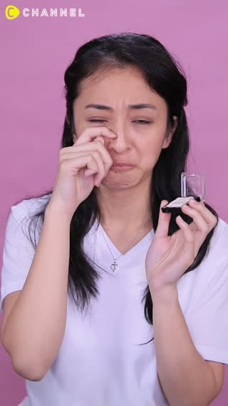 Cara Memperbaiki Eyeshadow Palette Pecah