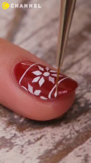 Easy Nordic Nail Art