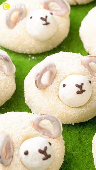 Sheep-shaped Coconut Desserts