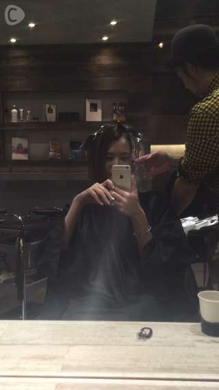 ALBUM渋谷店のこだわりカラーで透明感たっぷり外人風ヘアに！  