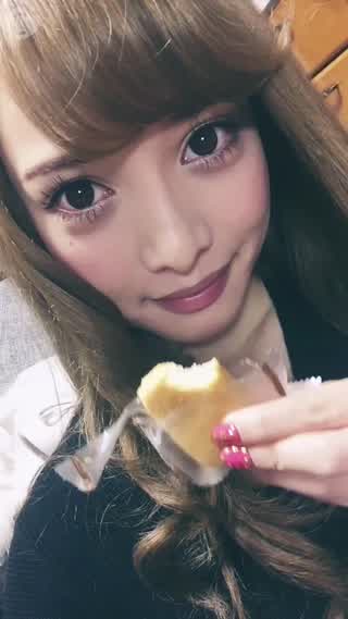 台湾のお土産と言えば！やっぱりパイナップルケーキでしょ！！