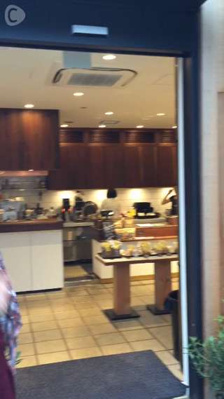 代官山の新しいおしゃれスポット！テラス席でのんびりカフェ！