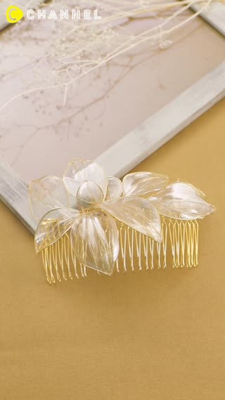 Dip and Done! DIY Wire Leaf Hair Comb🌿