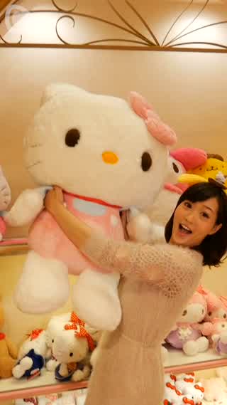 サンリオピューロランド25周年！“激カワ”アニバーサリーグッズがずらり