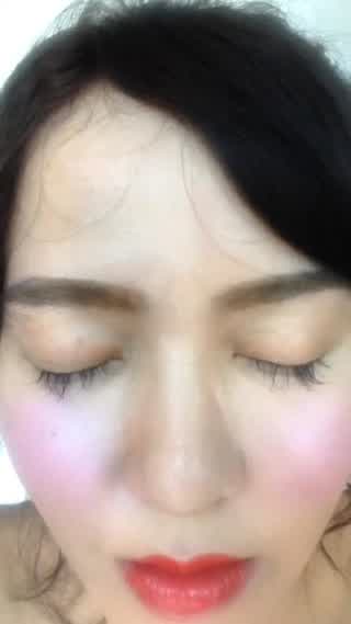 ต่อขนตา 