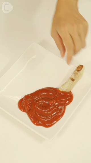 ハロウィンお料理！ グロ美味しい「魔女の指ソーセージパイ」のつくり方★