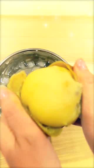 裏ワザ料理テク！めんどくさい皮むきもコレで簡単に！