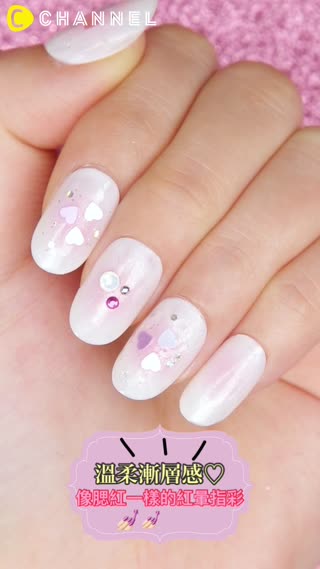 溫柔漸層感♡像腮紅一樣的紅暈指彩