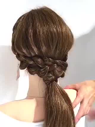 どの角度から見ても可愛い‼️簡単に出来るすっきり納涼アレンジ