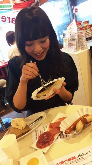 期間限定☆六本木インビスハライコでソーセージ食べ放題