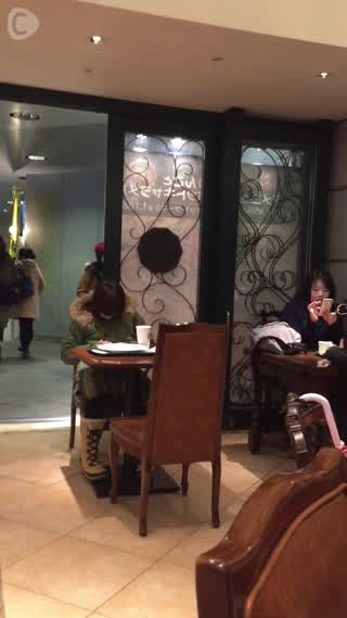 札幌の大通駅構内にあるWi-Fi有りのカフェを紹介！！