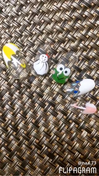 みんな大好き！簡単けろけろけろっぴネイル