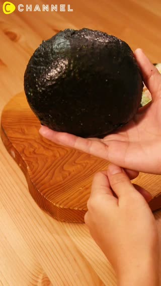 投下鮮豔炸彈！ 彩虹御飯糰