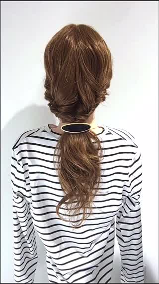 四つ編みが出来なくても大丈夫‼️ねじるだけでおしゃれに見えちゃうアレンジ‼️