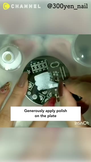 How to Apply Nail Stickers