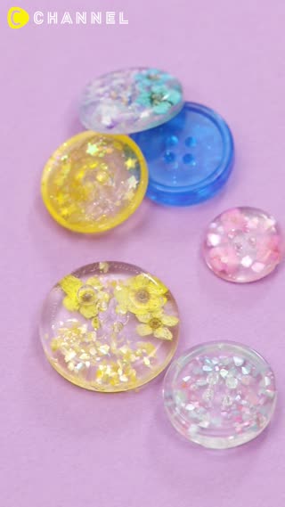 まるで宝石みたい♡キラキラ輝くレジンボタンにうっとり♪