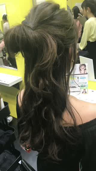 簡単ハーフアップアレンジ♡