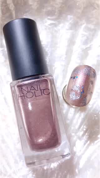 ネイルホイルでキラッと感UP☆メタリックレオパードネイル