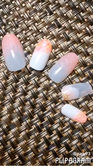 春ネイルにはやっぱり桜！桜が舞い散る花びらネイル！セルフネイルデザイン