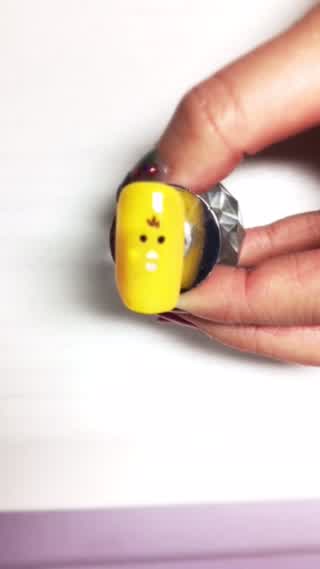 1分でできる！2017年先取りのおもしろピヨちゃんネイル！